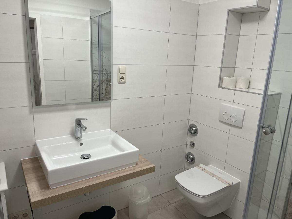 Strandnahe Ferienwohnung Mit Balkon - Strandresidenz Brandenburg Fewo 29 Герен Екстер'єр фото